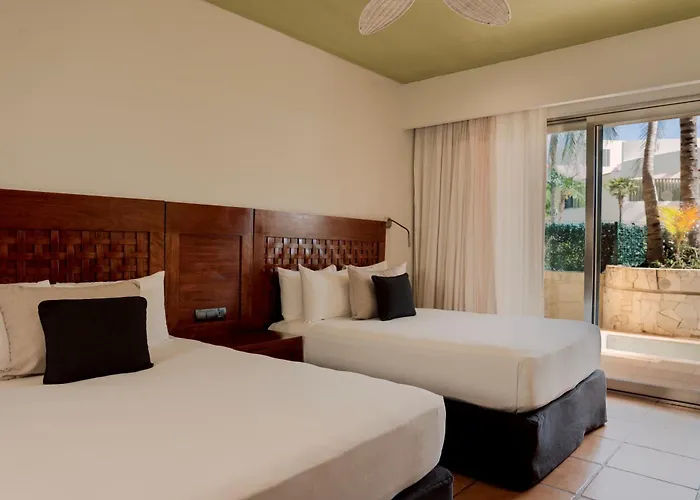 Catalonia Riviera Maya & Resort Puerto Aventuras